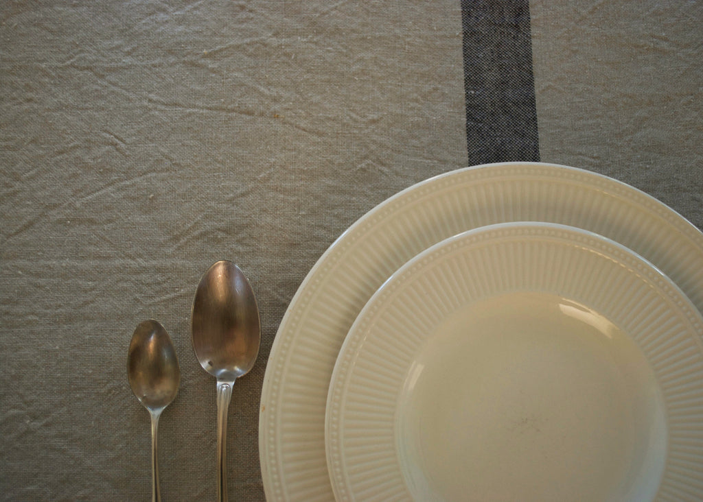 heavy weight 100% linen tablecloths